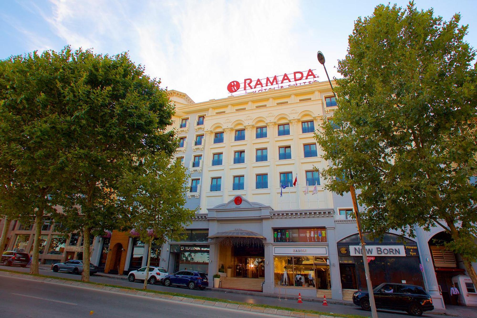 Ramada By Wyndham Istanbul Merter Exterior foto